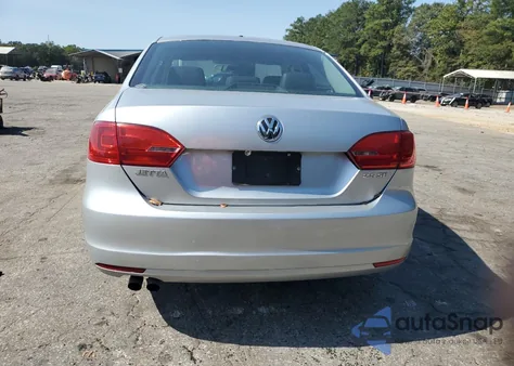 2013 Volkswagen Jetta Se z USA, uszkodzony, nr VIN 3VWDX7AJ9DM396720
